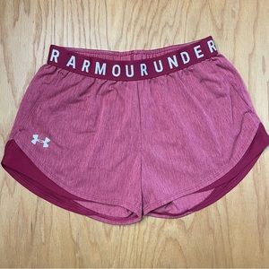 Ladies Small Under Armour Shorts